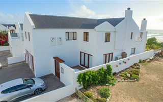 3 Bedroom House in Paternoster