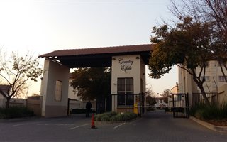 2 Bedroom Apartment in Country View