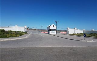 552 m² Land available in Laaiplek