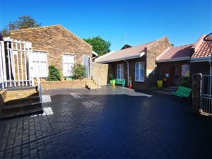 355.290008544922 m² Commercial space in Moreleta Park