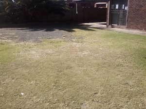 380 m² Office Space in Vanderbijlpark CE1