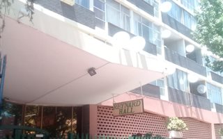 Studio Apartment in Joubert Park
