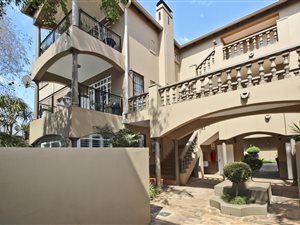 2 Bed Apartment in Riviera