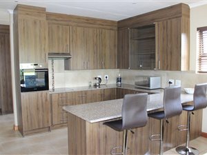 2 Bed Duplex in Sunward Park