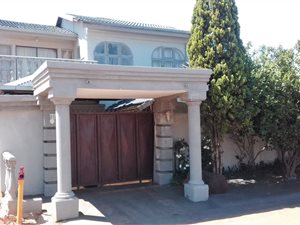3 Bed House in Vosloorus