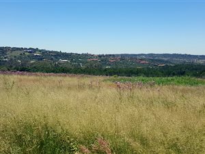 8820 m² Land available in Mooikloof Heights