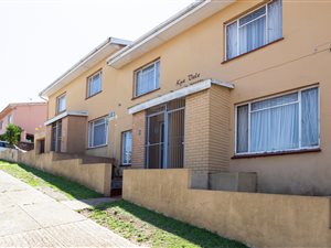 2 Bed Duplex in Newton Park