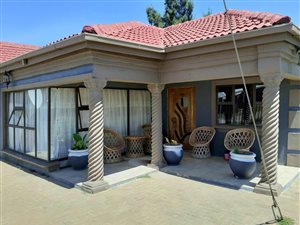 4 Bed House in Thaba Nchu