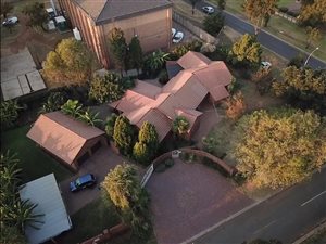 4 Bed House in Brackenhurst