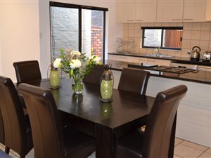 3 Bed Townhouse in Bronberg