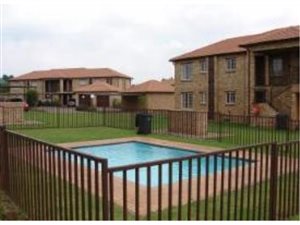2 Bed Townhouse in Noordwyk