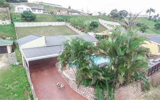 3 Bedroom House in Sea View