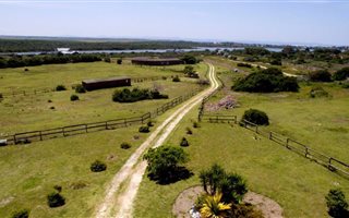 10 ha Farm in Paradise Beach