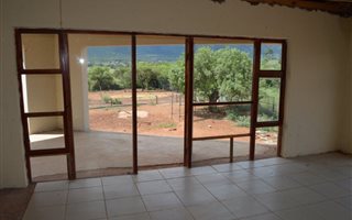 2 ha Farm in Rietfontein AH
