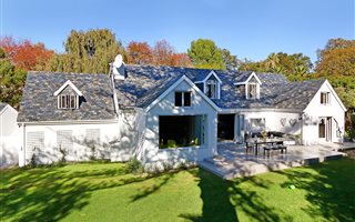6 Bedroom House in Constantia