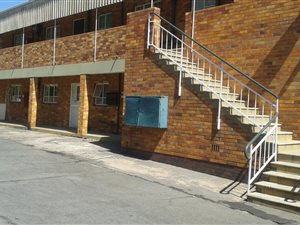 1 Bed Flat in Selection Park