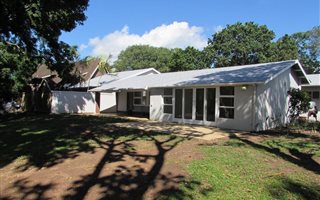 200 m² Commercial space in Dawncliffe