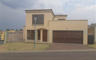 3.5 Bedroom Duplex in Highveld Park