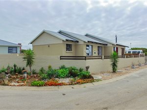 3 Bed House in Fountains Estate