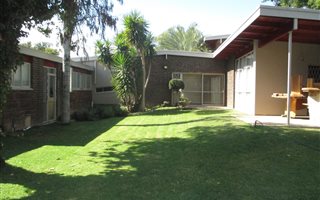 4 Bedroom House in Eduanpark