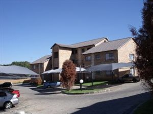 2 Bed Townhouse in Modderfontein
