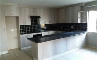 2 Bedroom Apartment in Kelvin