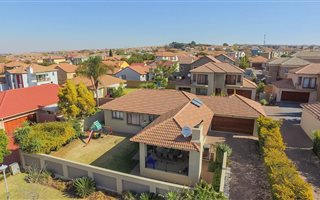 3 Bedroom House in Thatchfield