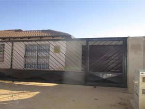 3 Bed House in Goudrand