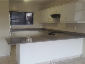 4 Bed Apartment in Ballito