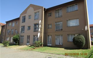 2 Bedroom Townhouse in Mondeor