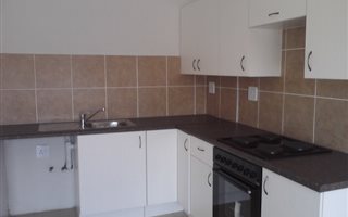 2 Bedroom Apartment in Krugersdorp Central