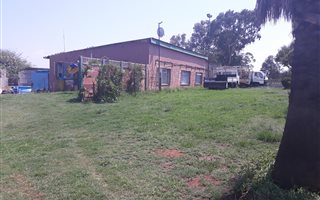2 ha Farm in Hillside AH
