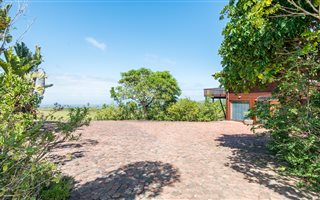 3 Bedroom House in Wilderness Heights