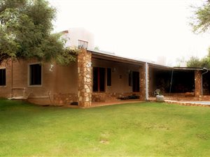 1.2 ha Farm in Kameelfontein and surrounds