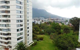 2 Bedroom Apartment in Upper Claremont