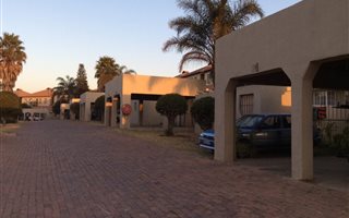 2 Bedroom Townhouse in Norkem Park