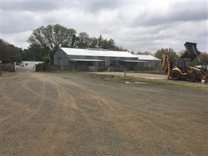 2.4 ha Farm in Waterglen