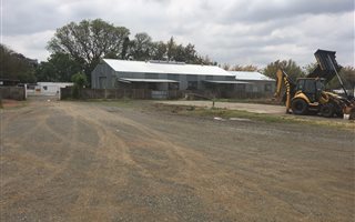 2.4 ha Farm in Waterglen