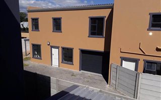 3 Bedroom House in Strand Central