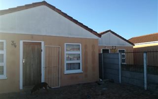 2 Bedroom House in Scottsdene
