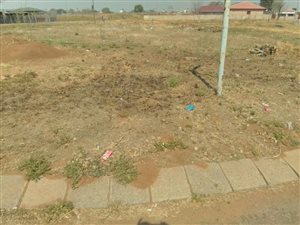 1026 m² Land available in Meyerton Park