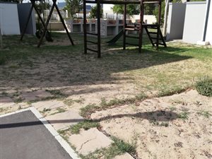 2 Bed Apartment in Kraaifontein Central
