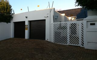 3 Bedroom House in Strathavon