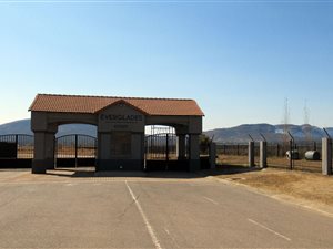 698 m² Land available in Hartbeespoort Dam