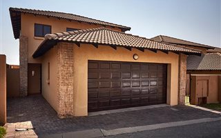 2 Bedroom House in Erand Gardens