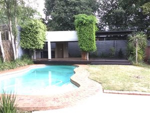 7 Bed House in Brooklyn