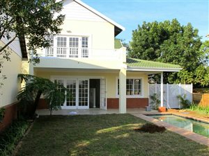 4 Bed Townhouse in Mt Edgecombe Estate 1 & 2