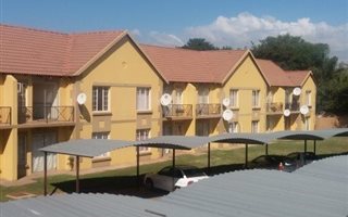 2 Bedroom Apartment in Eldorette