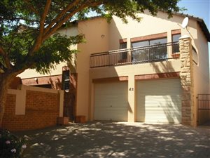 3 Bed Duplex in Sugarbush Estate