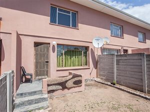 2 Bed Duplex in Newton Park